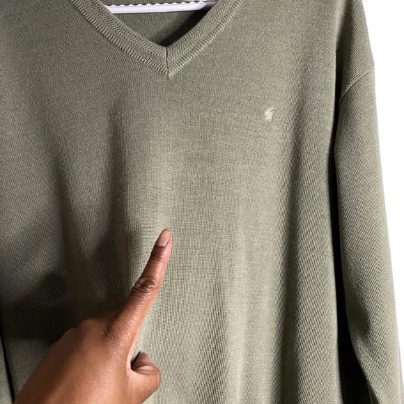 Gabicci Men's Green V-Neck Pullover Knit Sweater - Picture 8 of 8